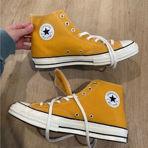 New w/o tags: Men’s sz 13 Converse High-Top Sneakers in Mustard Yellow
